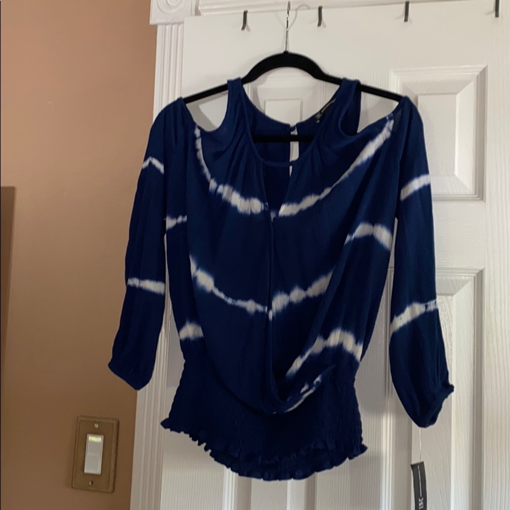 NEW INC Top - Picture 4 of 4